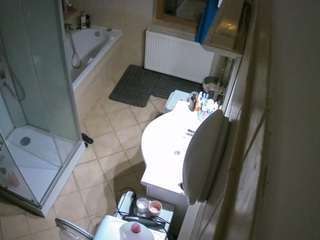 voyeurcam-julmodels-bath-2nd-2 avatar