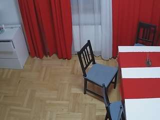 voyeurcam-julmodels-dining-2 avatar