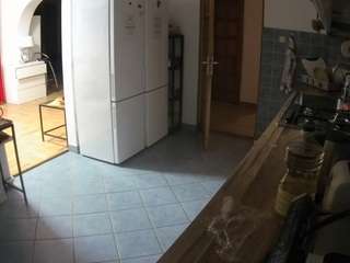 voyeurcam-julmodels-kitchen avatar