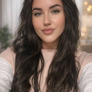 AminaBenson avatar
