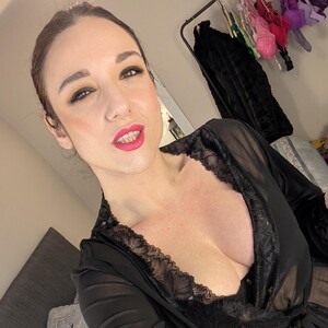 cumonveronica avatar