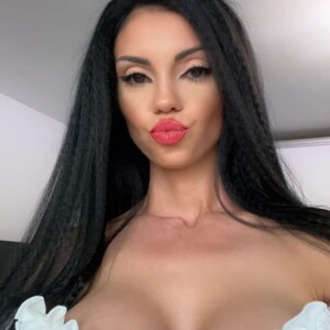 GloriaShinee avatar