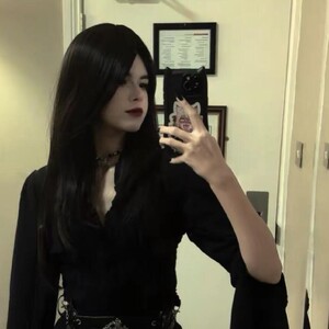 Lillit_ avatar