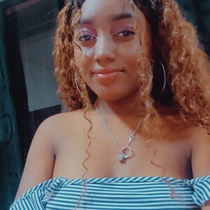LoaisisAdams avatar