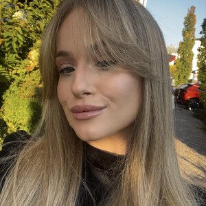 SophieeDee avatar