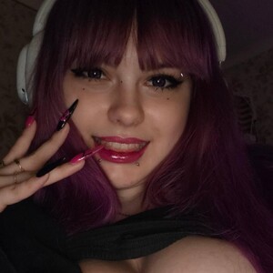 LovelyKriss avatar