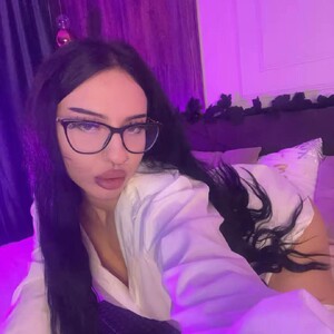 RavenFoxxy avatar
