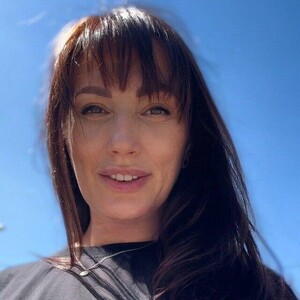 Woman_Insight avatar