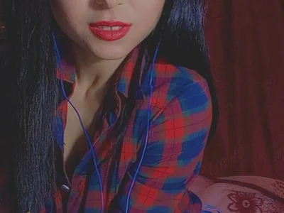 Holly-Sweet avatar
