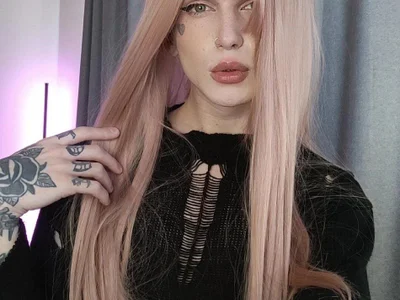 midwestemoqueen avatar