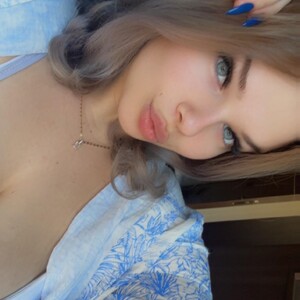 LittleNicole avatar