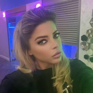 SarahLyne avatar