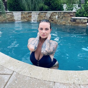 Tattooedwife2 avatar