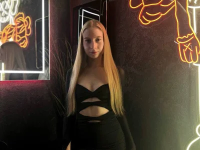 Alina_Blonde avatar