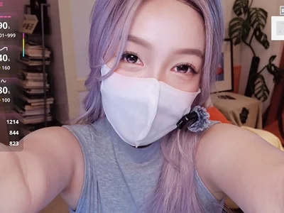 nayomi_34f avatar