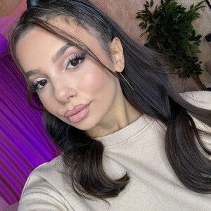 AishaBee avatar