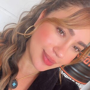 Nataly_ avatar