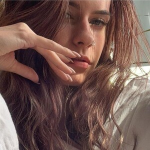 RoxanneJoy avatar
