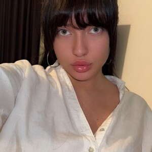 yourbustygirl avatar