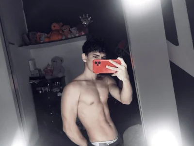 Adrian_hot01 avatar