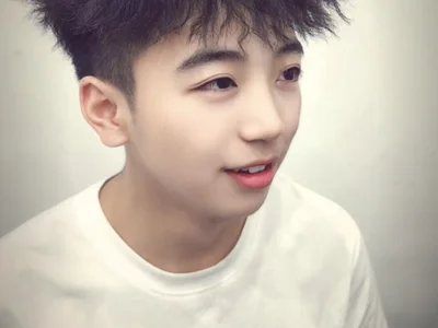 GoodLookingBoy-008 avatar