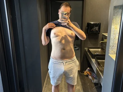 Hotlover1995x avatar