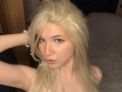 VikkiiSecret avatar