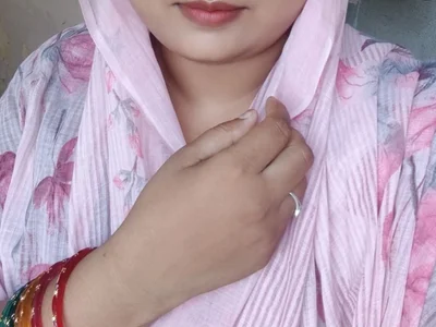 Deshi_Bhabhi6969 avatar