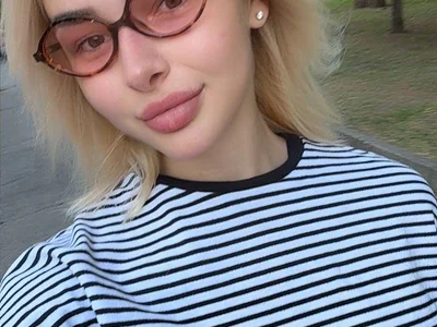 EmmiLive avatar