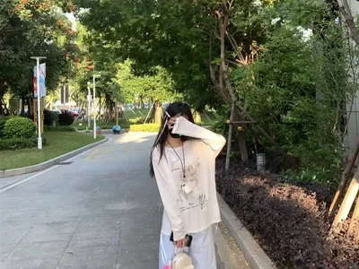 -Nini-- avatar
