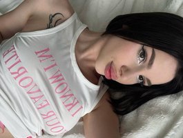 BabyDarii avatar