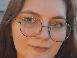 KatieMuse63 avatar