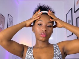 petitelittleebony avatar