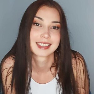 Alexxia_90 avatar
