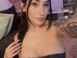 KimLuv avatar
