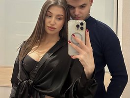 VikkiAndGeorge avatar