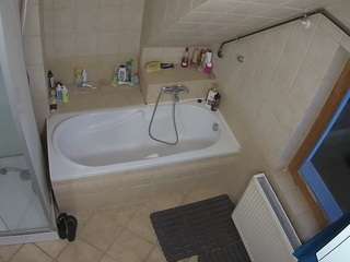 voyeurcam-julmodels-bath-2nd-1 avatar