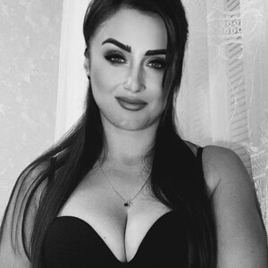 ScarletLuxe avatar