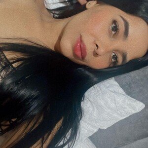 Emily01 avatar