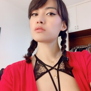 LuluArtist avatar
