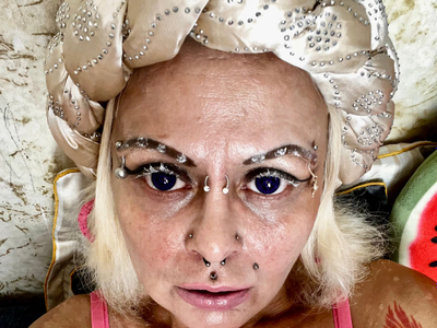 clementinehot