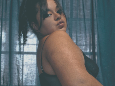 curlysexy22 avatar
