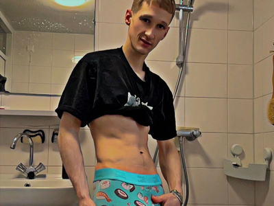 HornyPornyGuy avatar