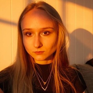 Ashley_Fox avatar