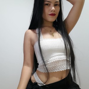 SakuraSweett avatar