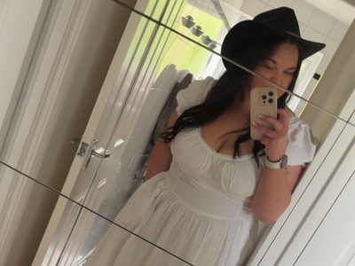 Adela34 avatar