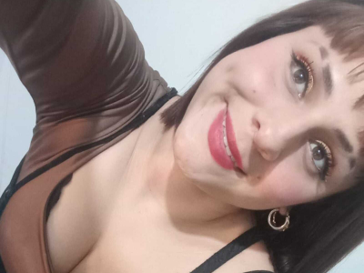 MiaFox03