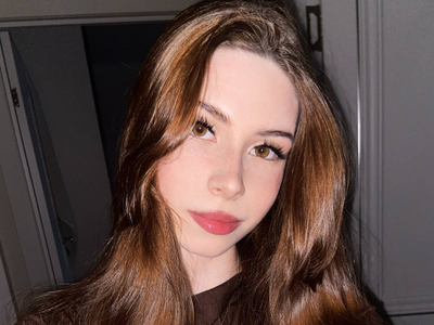 Umia_Bordered