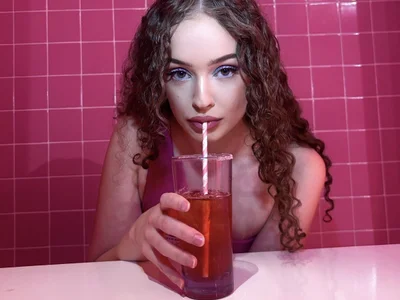 roxxxyrose avatar
