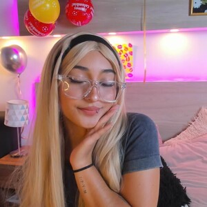 NinaMars avatar
